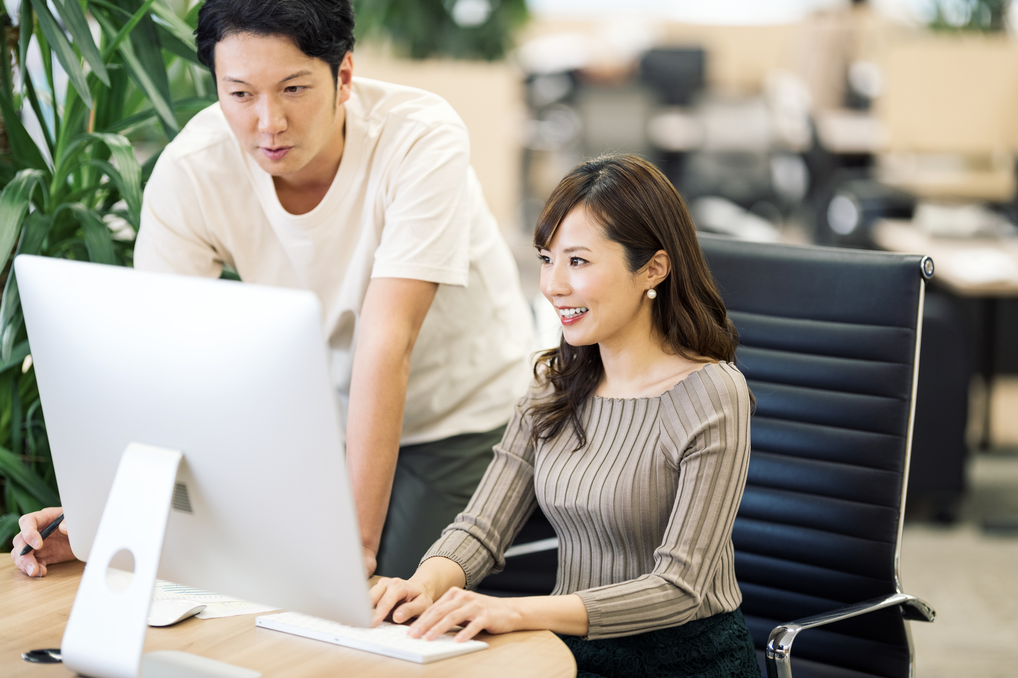 動画作成編集スタッフ