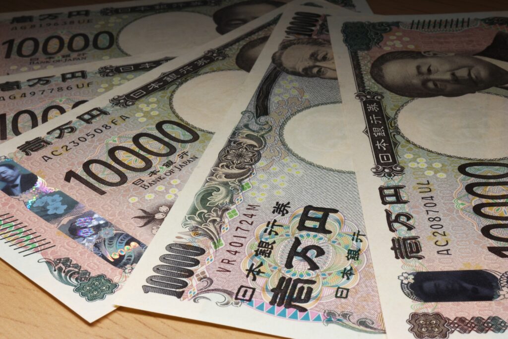 三井住友海上の平均年収（公式）：最新はいくら？